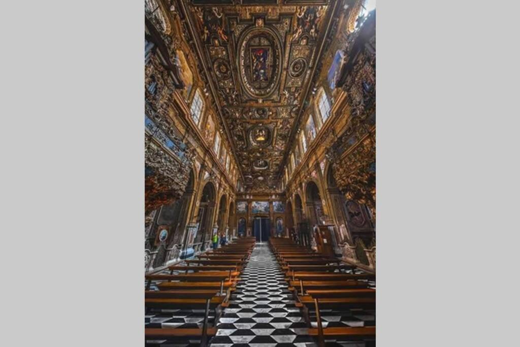 Napoli Centro Storico Un Passo Da San Gennaro Διαμέρισμα Εξωτερικό φωτογραφία